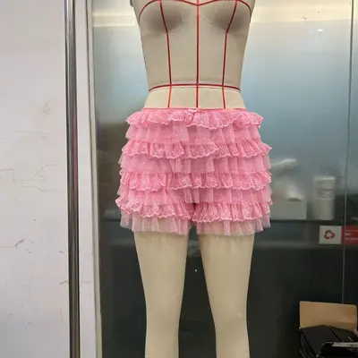 Lolita Tatlı Fırfırlı Düşük Bel Şort SU3658 - 11