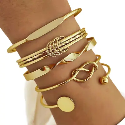 Hammerschlag-Armband-Set mit Herz-Design, offene Manschette - 6