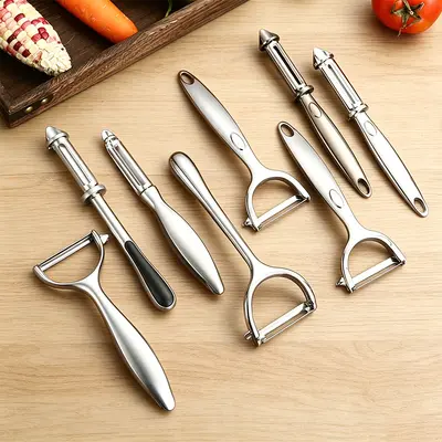 Multifunctional Zinc Alloy Peeler for Potatoes and Fruit