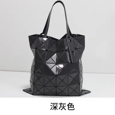 Classic Six-Grid Diamond Quilted Large Capacity Tote Bag - 8