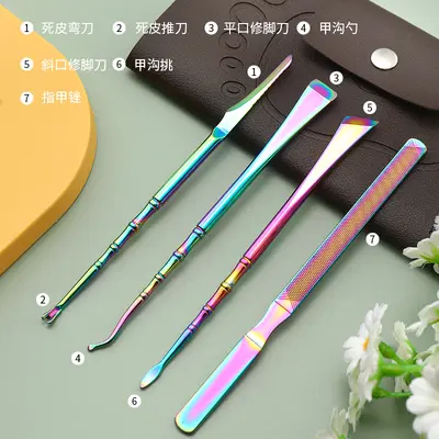 Titanyum pedikür bıçak seti, renkli, 7 parça