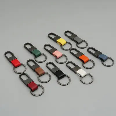 Metal Leather Car Keychain with Laser-Engraved Logo, Creative Design