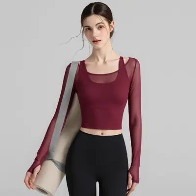 Damen-Yoga-Langarmshirt mit Brustpolster - 10