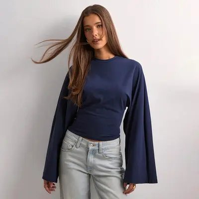 Women's Solid Color Round Neck Long Sleeve Top, Wide Sleeve, Waist-Cinching - 10