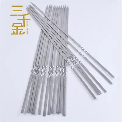 Supplies stainless steel barbecue skewers for grilling lamb kebabs, outdoor barbecue accessory tools and flat skewers.