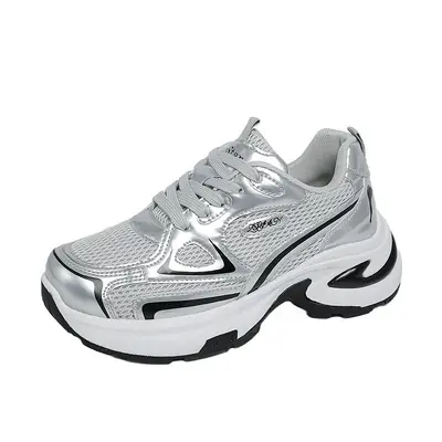 Damen-Sneaker in Silber mit dicker Sohle, 2026