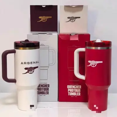 STANLEY x Arsenal Ortak Tasarım Termos Bardak Beyaz, 40 oz Büyük Hacim
