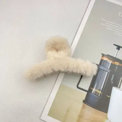 Oufei Le koreanische Version großer Nerzfell-Plüsch-Haarklammer Herbst-Winter Hinterkopf Kaninchenfell-Haiclip Haarspange Haarschmuck Großhandel - 10