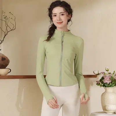 Yoga-Set mit Schlaghose und Jacke, schlanke Passform - 8
