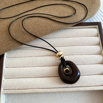 Geometric wood bead resin pendant necklace, vintage, long - 13