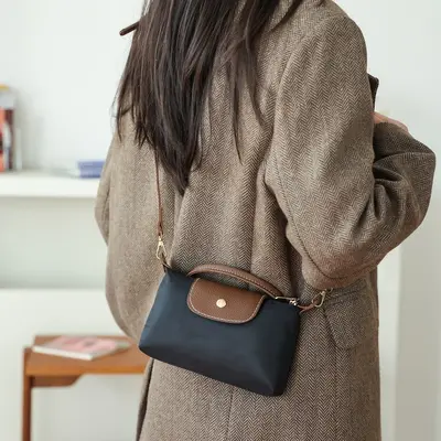 Nylon-Dumpling-Tasche 2026, Mini-Quadrattasche als Damen-Umhängetasche