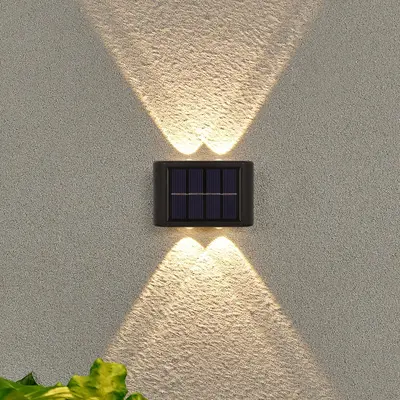 Solar-Gartenwandleuchte mit Doppelkopf, wasserdicht für den Außenbereich