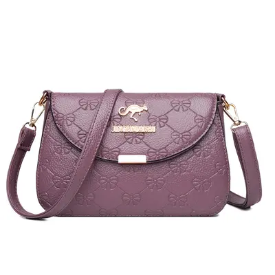 Women's Mom Bag in Textured Faux Leather for Everyday Use - 9