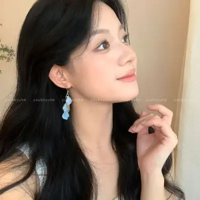 French-Style Blue Petal Tassel Earrings with Gradient Ear Hooks