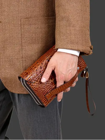 Herren-Handtasche in Krokodilmuster schwarz mit Klappe und doppeltem Reißverschluss - 6
