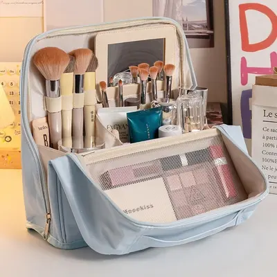 Large Capacity Women's Makeup Bag, Hangs on Luggage, Portable Travel Organizer - 7