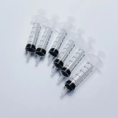 Needle-Free Disposable Syringe for Industrial Dispensing and Pet Feeding
