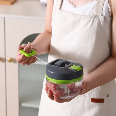 2-in-1 multifunctional vegetable cutter, garlic press