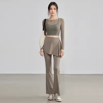 Women's Mesh Fake Two-Piece Yoga Set with Chest Pads, Long Sleeve - 8