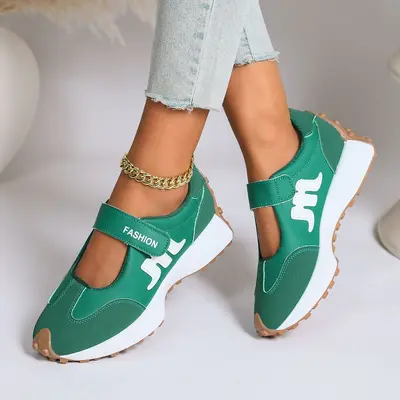 Women's Plus Size Chunky Dad Sneakers, Thick Sole - 9