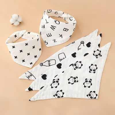 Baby triangle bib, 4-layer cotton, printed