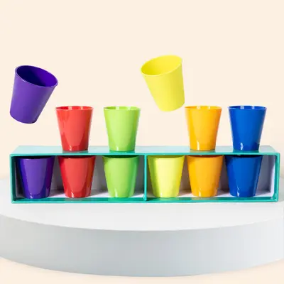 Montessori-Farbzuordnungsspiel mit Ratebechern für Kinder