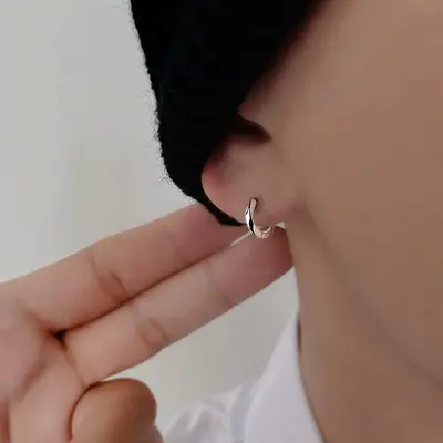 Silver Möbius stud earrings, 999 sterling, unisex - 3