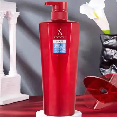 750ml Large Capacity Moisturizing Salon-Quality Family Shampoo - 2