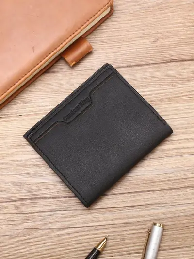 Herren-Lederbrieftasche mit integrierten Kartenfächern, Modell 2024 - 3