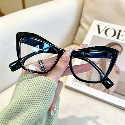 Cat-Eye Sunglasses with Tortoiseshell Pattern, Khaki Frame - 13