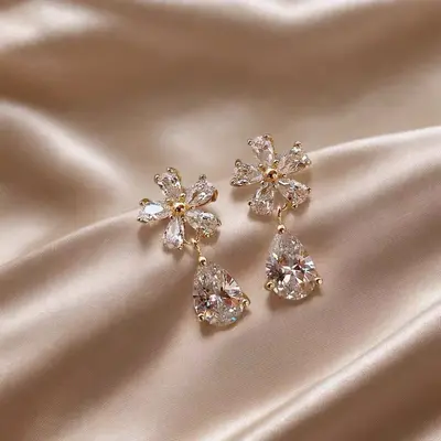 Kristall-Blüten-Ohrringe, Tropfen-Design, koreanischer Stil, elegant