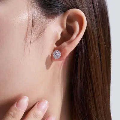 S925 Gümüş Kulak Küpesi D Renk Moissanit Yuvarlak Kaplama Küpe Kore Tarzı Moda Kulak Aksesuarı Kaynak Fabrika Toptan Sınır Ötesi Tedarik