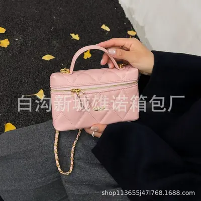 Women's Small Square Chain Crossbody Bag Diamond Quilted - 9