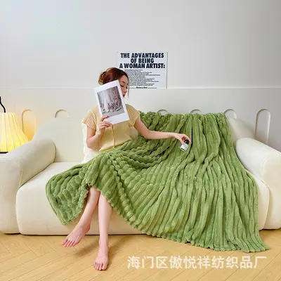Light Luxury Rabbit Plush Blanket, Thick Warm Sofa and Bedroom Throw - 9