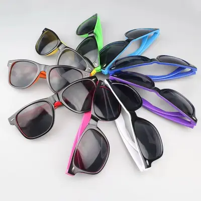 Gift Sunglasses, Two-Tone Riveted Black Sunglasses - 3