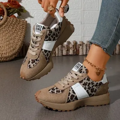Women's Thick-Sole Dad Sneakers, Retro Comfortable, Height-Increasing, 2026