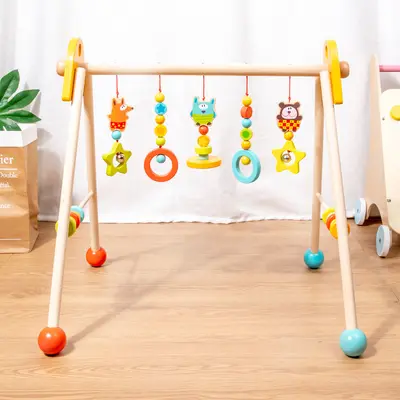 Holz-Babyspielbogen mit Hängeringen