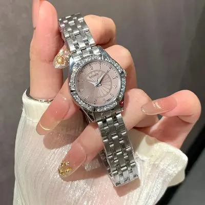 MICAI Damenuhr kleiner frischer Stil blaue Gänseblümchen mit Strass kleines Zifferblatt elegante Damenuhr grenzüberschreitender Bestseller Quarzuhr