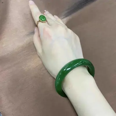 Toptan Xinjiang Antika Stil Taklit Hetian Jade Yeşil Bileklik Kadın Genç Model Ispanak Yeşili Bileklik Aksesuar Hediye - 7