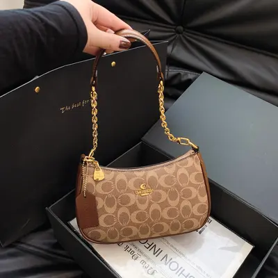Women's Shoulder Bag Vintage Floral Print Light Luxury Textured Underarm Crossbody