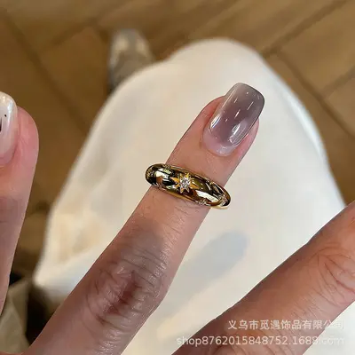 中古金色菱格满钻戒指女款轻奢小众高级感八芒星老钱风食指戒指环 - 7
