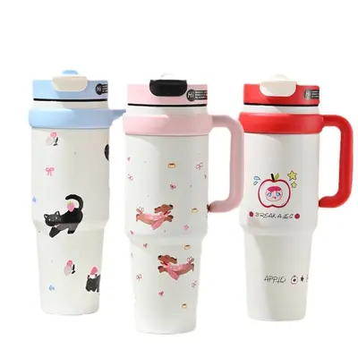 Insulated tumbler 1000ml with straw and carrying handle