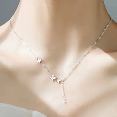 Kadınlar için 925 ayar gümüş kolye moda köprücük kemiği zinciri basit zarif internet ünlü kelebek gerdanlık niş tasarım ins minimalist tarz