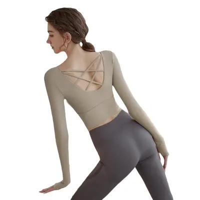 Kadın Yoga Üstü Uzun Kollu Göğüs Pedli Pilates Spor Üstü Nefes Alabilen Sırt Çapraz - 6
