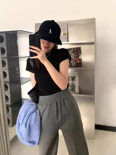 Solid Color Slim-Fit Short Sleeve T-Shirt for Women