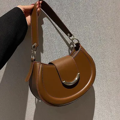 Kadın Çapraz Askılı Koltukaltı Çanta, Trend Tasarım - 4