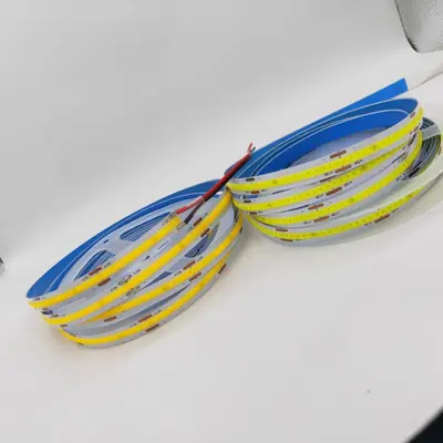 Direktverkauf Mais 5V 12V 24V Niederspannungs-LED-Streifen ultra-hell hochwertige flexible selbstklebende LED-Streifen für Schrankbeleuchtung Decke Hintergrund Wandmontage