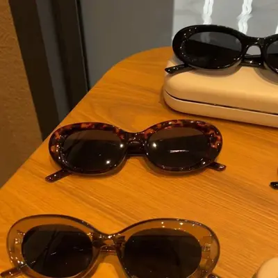 Oval White Frame Cat-Eye Sunglasses with UV Protection for Women - 2