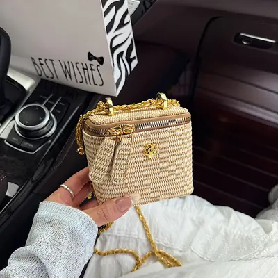 Damen-Mini-Handtasche mit Strickmuster, Kettenriemen - 5