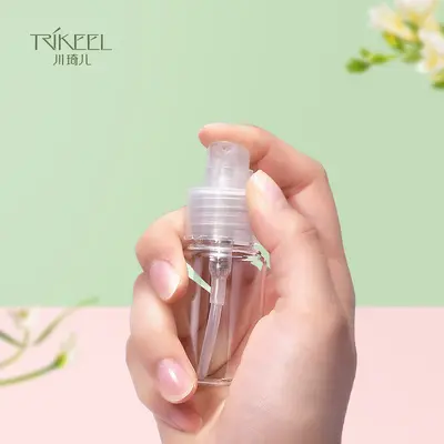 6-Piece Travel Bottle Set with 30 ml Spray Bottle and Portable Lotion Bottle